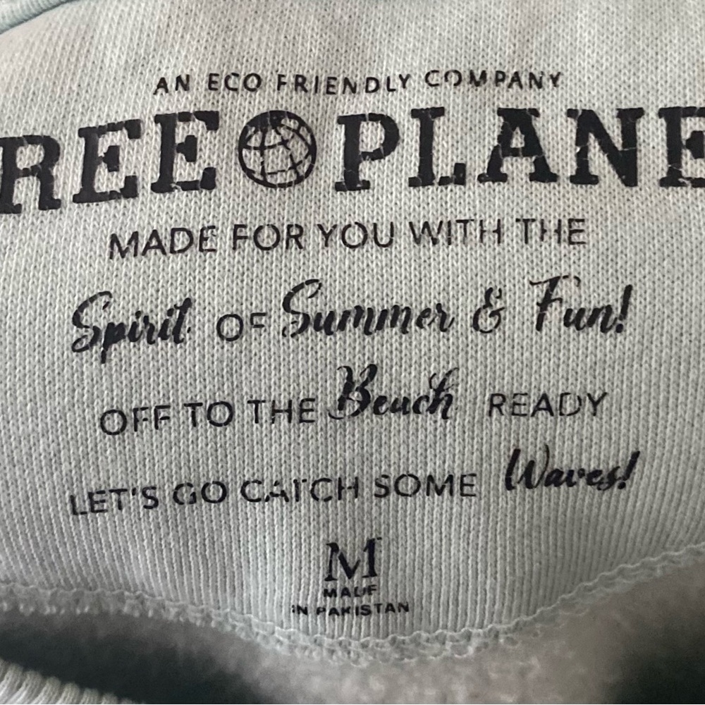 FREE PLANET-CATCHING WAVES-MENS SIZE MEDIUM SWEATSHIRT - Picture 6 of 9